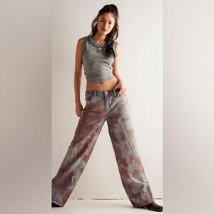 Free People Aurora Mid-Rise Straight Jeans Size 30 NWT